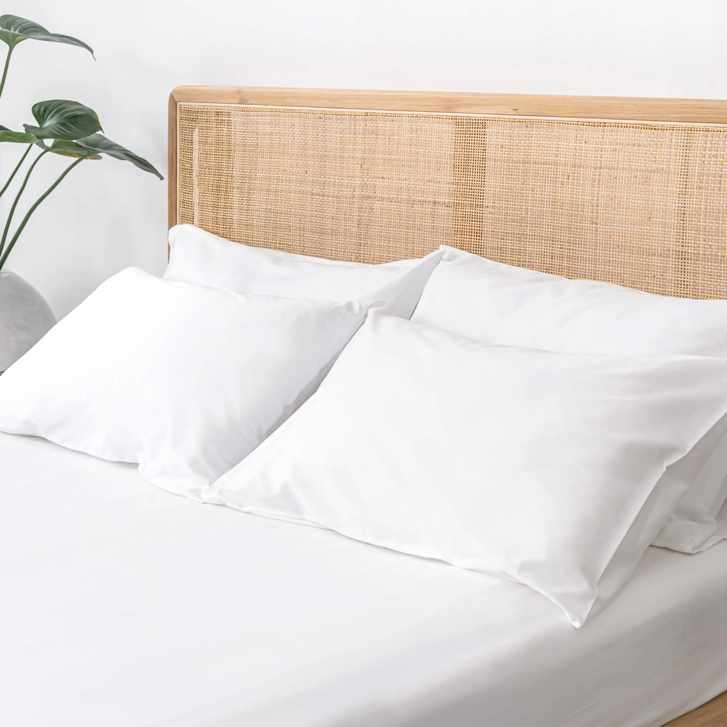 Classic White Fitted Sheet Set - Image 5